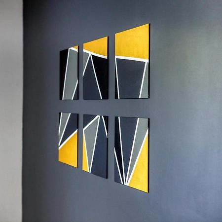 J-Mo Home - Magny - Moderne Et Chaleureux 外观 照片