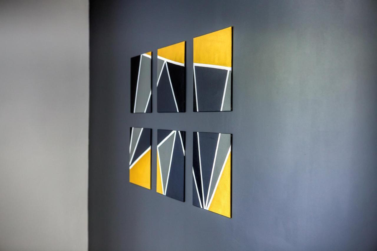 J-Mo Home - Magny - Moderne Et Chaleureux 外观 照片