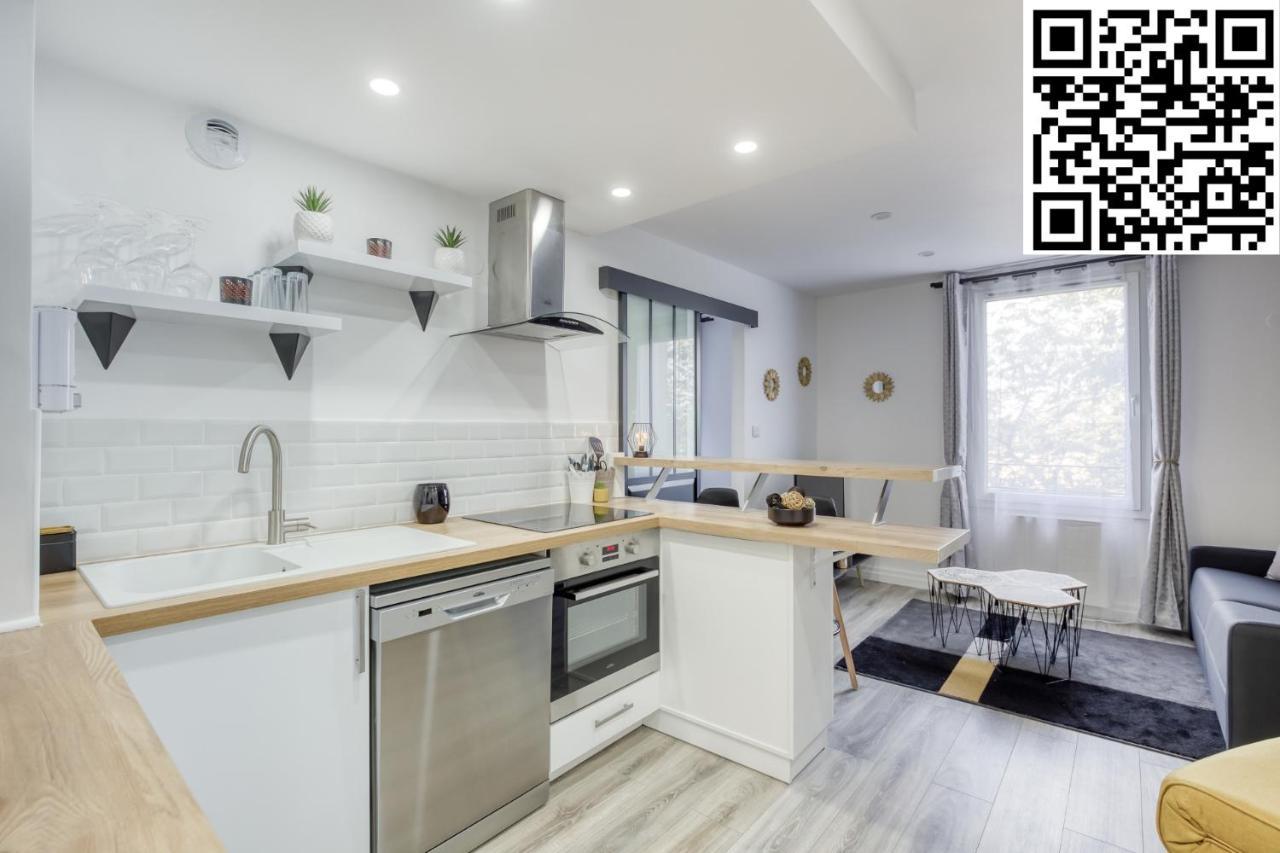 J-Mo Home - Magny - Moderne Et Chaleureux 外观 照片